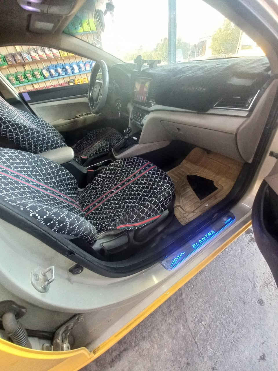 للبيع النترا 2017
حادثها بل المنشور 
مكينه 2000 دوش كير ايتي 
منضومه غاز بيها 
رقم بغداد مشروع وطني تحويل مباشر السياره جاهزة السعر 115
لاستفسار 
***********
