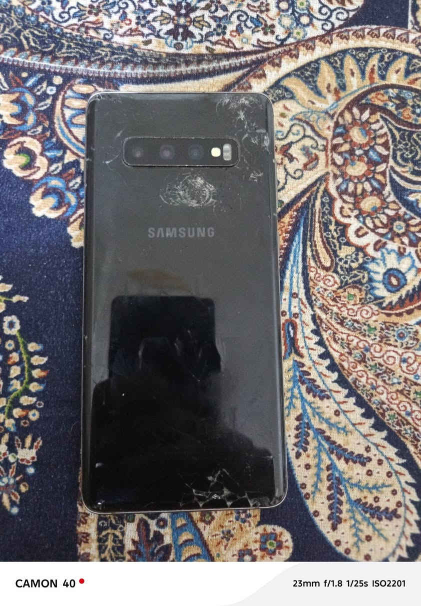 سلام عليكم جهاز سامسونك اس 10 جهاز يحتاج تبديل ضهر فقط كله شغال ذاكره 128 رام 8 سعر 125 مكاني بغداد العبيدي


**إذا كنت صاحب هذا الإعلان وتريد حذفه لأي سبب، رجاءا أرسل رسالة إلى الدعم الفني**