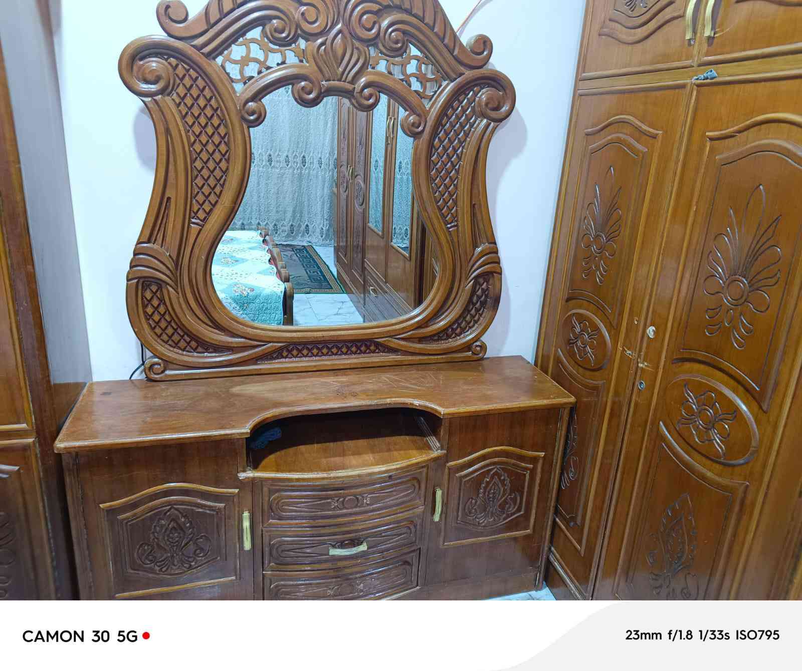 غرفه نجاره نظيفه وجديده الله شاهد بمليونين اخذتها وهسه ضطريت ابيعها ب800 وبيها مجال


**إذا كنت صاحب هذا الإعلان وتريد حذفه لأي سبب، رجاءا أرسل رسالة إلى الدعم الفني**