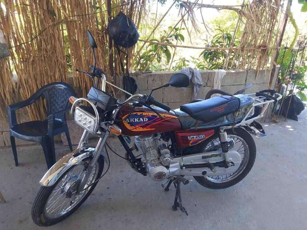 السلام عليكم دراجه بيع السعر 560 اتصل على رقمي ***********
