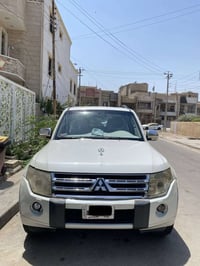 باجيرو 2010 حبتور للبيع محرك 3500 رقم بغداد ب اسم والدي بيها مكانات صب...