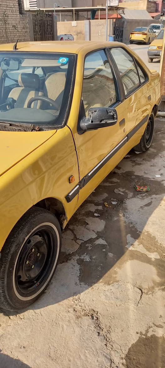 سلام عليكم بيجو لميس موديل ١٣ سنويه الى ٢٧ السعر ٣٣ ورقه بيها مجال الرقم ***********
