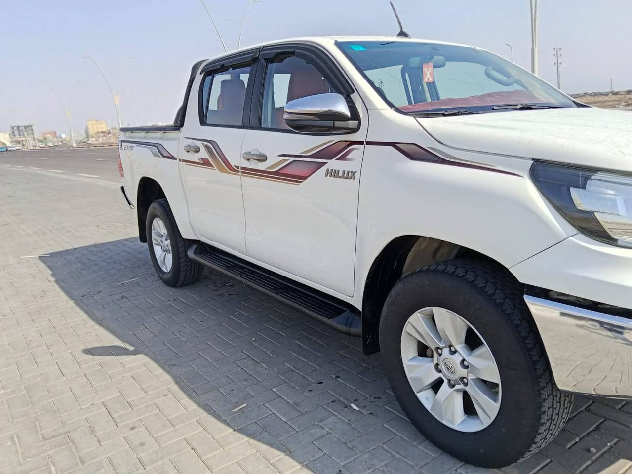 تويوتا هايلوكس فورويل 2019
اوتماتيك رقم بغداد انكليزي بسمي تحويل 
ثاني يوم ساز اصل فول مواصفات 
مكفوله من الضربه والصبغ وتبديل المكان بصره
الشراي يتصل ويدلل محرك كير اكسل مكفولات
 شرط وضع الشركه برقي ما مفتوح بيه مكاني البصره وهذه رقمي ***********
