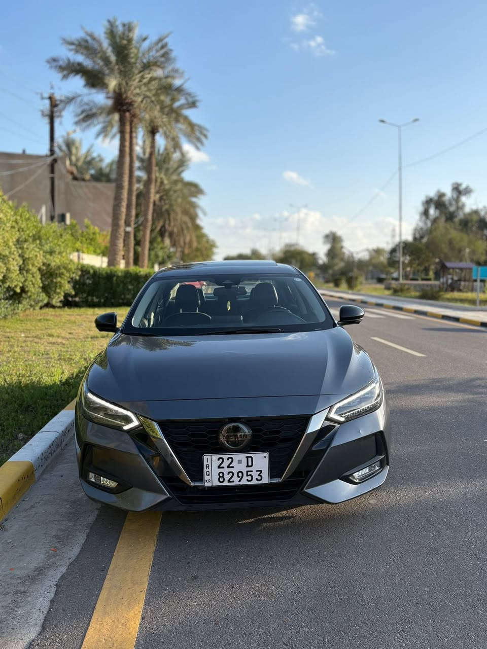 السلام عليكم
سينترا 2021 فئة SR 
كلين ( كلين ) بدون حادث
ماشيه 75m
تشغيل عن بعد✅
كشنات جلد✅
سلايد فتحه✅
كشنات تدفئه✅
تحديد مسار✅
سبورت مود✅
كامره خلفي+كامره 360 ✅
نقاط عمياء✅
شاشه متوسطه تدعم كاربلاي✅
حساسات اماميه وخلفيه✅
ستيرين تدفئه✅
لون رصاصي✅
كشن السائق كهربائي✅
نظام الفرملة التلقائية (AEB)✅
 تحذير من التصادم الأمامي✅
محرك 2.0    V4 ✅
مكان السياره بغداد حي الخضراء 
سعر 145 بي مجال
 ***********
