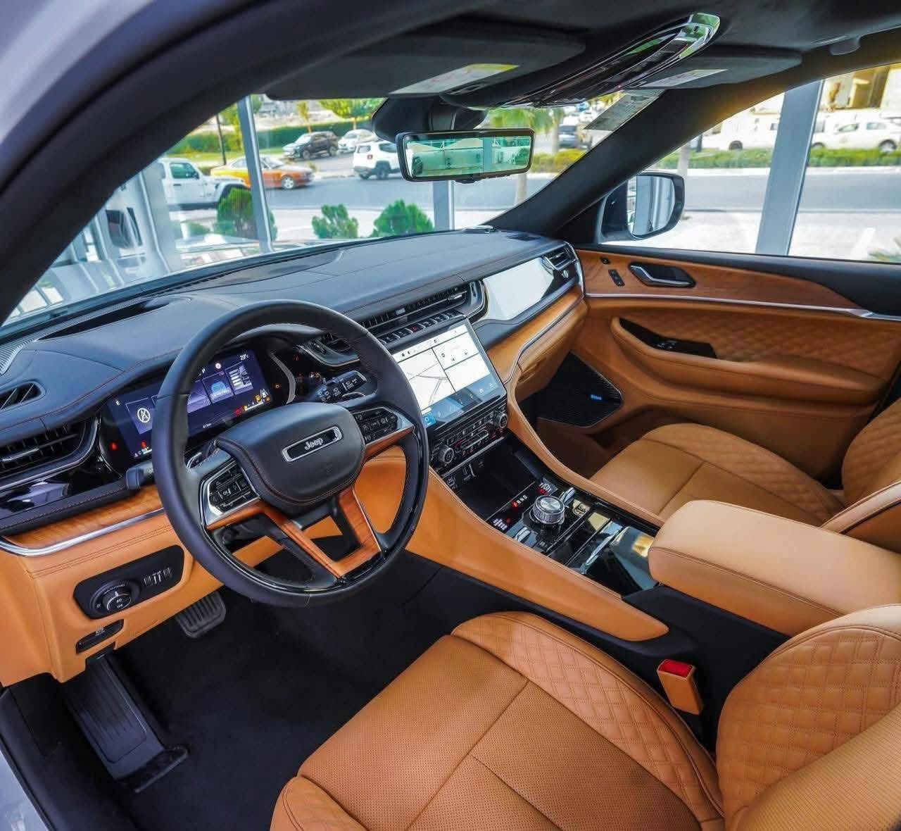 السلام وعليكم
Jeep   سومت 

موديل 2023 

خليجي مكفوله 

كل تفاصيلها بشركه هارلم مكفوله 

داخل ضمان الشركه

*********** 

عنوان السياره 

بغداد زيونه
