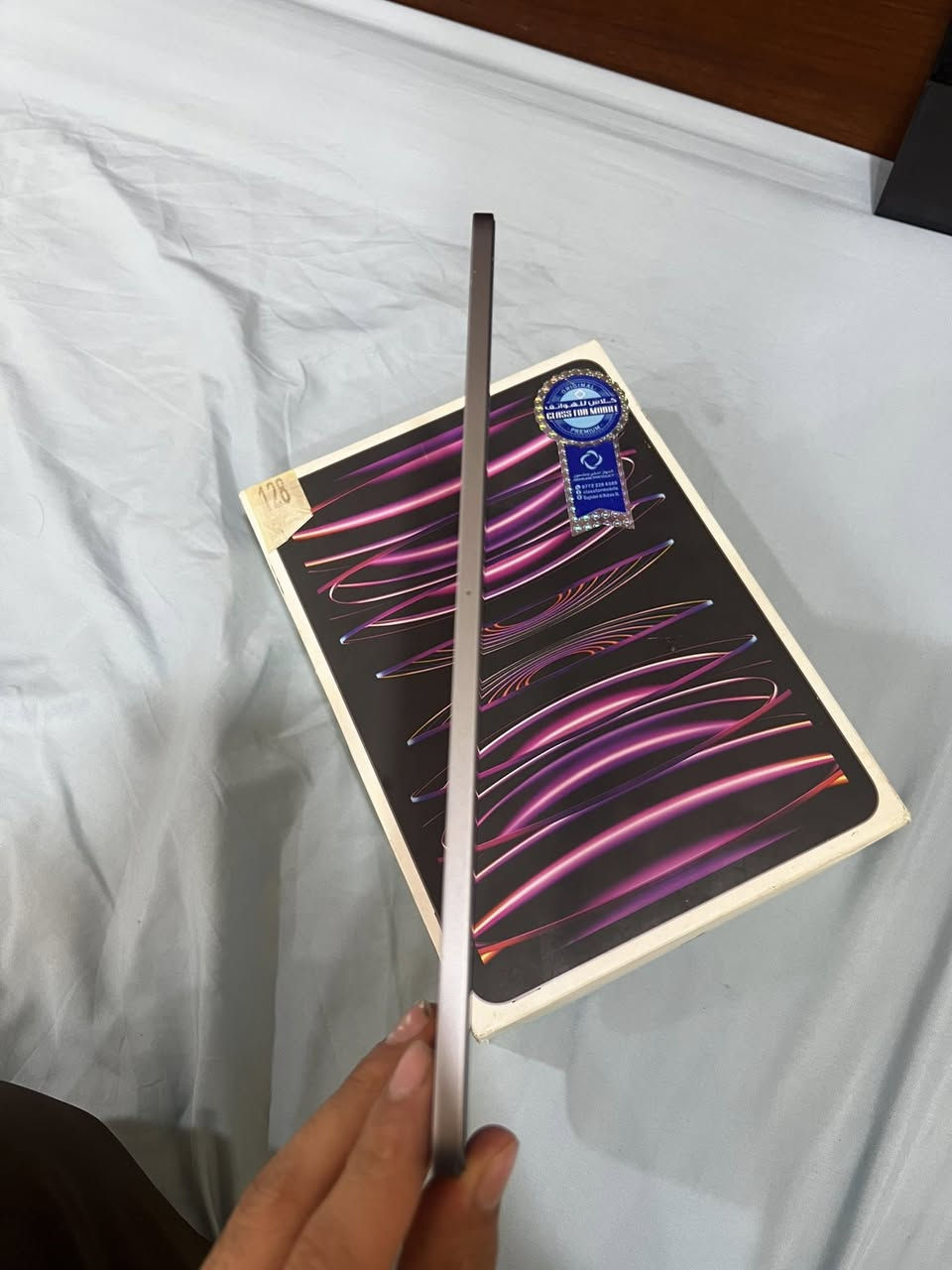 m2 ذاكره 128 بطاريه .89. 
كامل ملحقات وياه كفر وو لزكه
سعره 725 
***********
