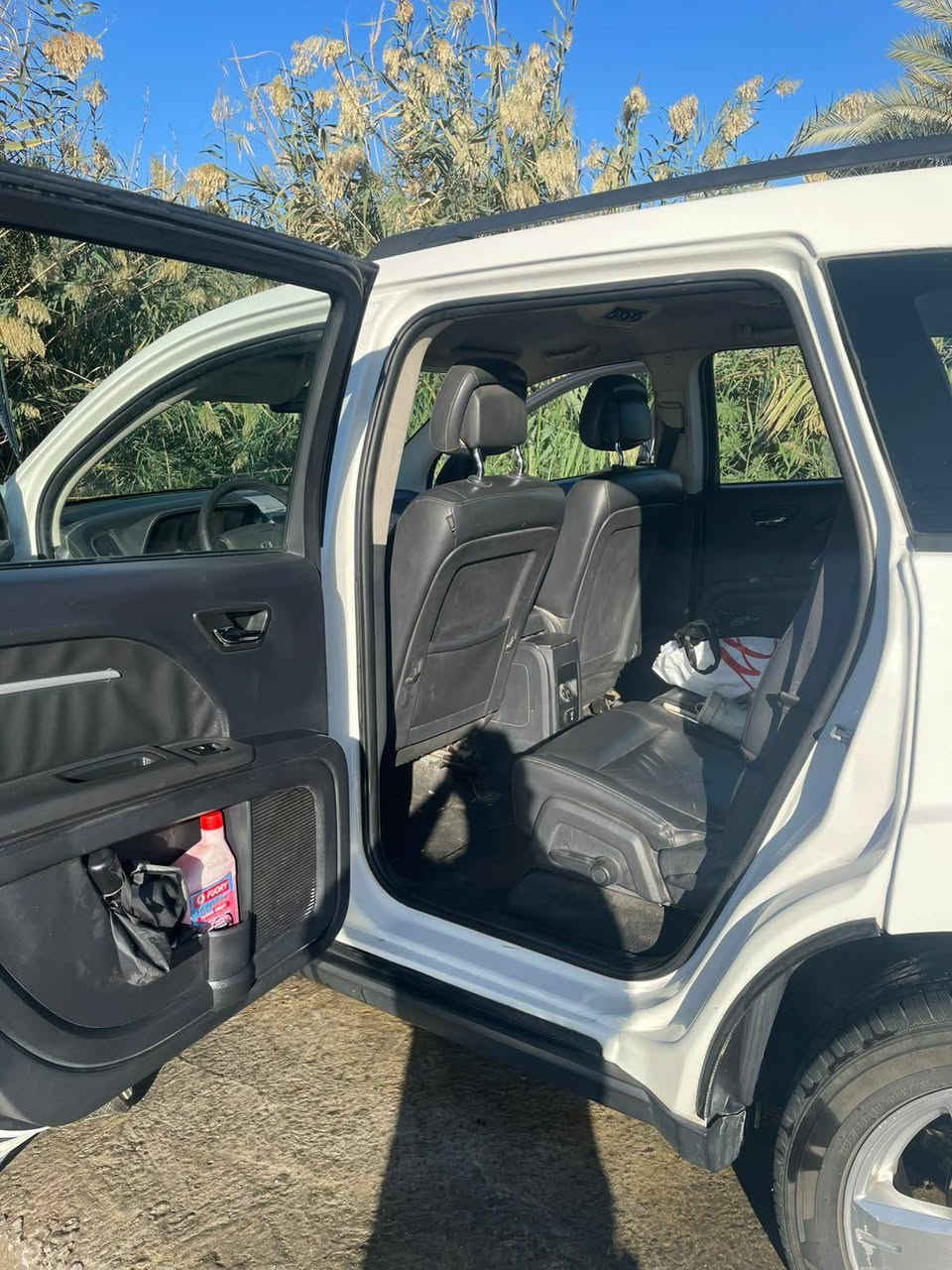 جورني موديل ٢٠١٠ رقم سلمانيه سنويه لل٢٠٢٨ تريد وكاله تريد تحويل محرك ٦سلندر ٣٥٠٠ تبريد شغال ٧راكب كشنات جلد تخم تاير جاهزه مابيه نقص السياره جديده والسونار موجود رايده ٩٣ هذا رقمي ***********
