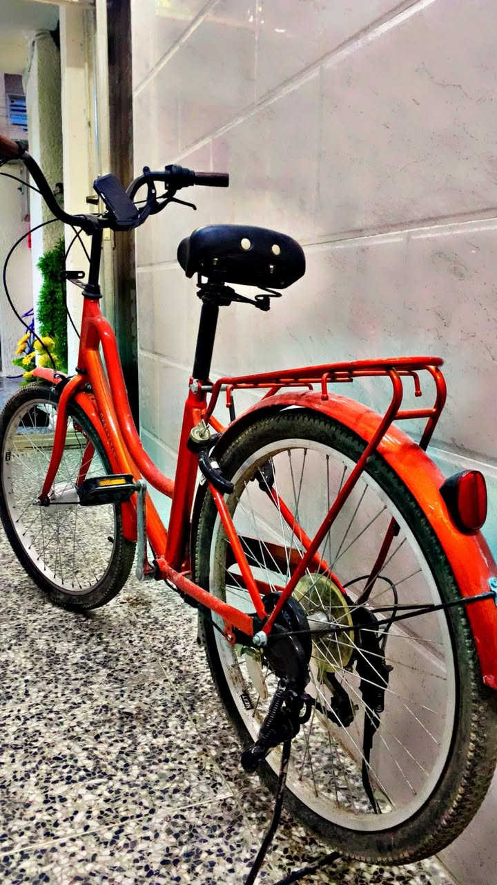 سلام عليكم بايسكل بطة للبيع قير 7نمر زوج تايرات وبريكات كاملات مكفول شخط مايي جديد مسعمل كلش قليل 
تاير عريض  
السعر 130 وبي مجال عنواني بغداد الجديدة ***********
