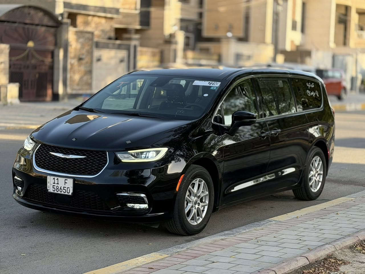 🚘 باسفيكا 2024 للبيع 🚘

2024 CHRYSLER PACIFICA, TOURING L

✅ ماشية 9000 ميل فقط
✅ حادث جانبي خفيف جدا 
✅ مرقمة بغداد (شهداء)

💰 السعر: 23,000 $
230 ورقة
سيارة نظيفة جداً ومميزة، جاهزة للاستخدام.

📍 العنوان:
بغداد - حي القاهرة 
قرب مستشفى الجنوب 
📞 للتواصل:
***********
