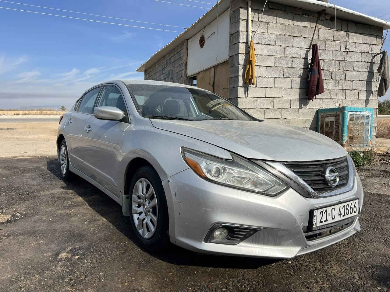 السلام عليكم
نيسان التيما 2016
كير مكينة صدر تخم تاير جديد
بيه جاملغ وباب بدون دواخل صور حادث مع السونار داخل المنشور
بصمة تشغيل
بصمة ابواب 
سيارة جديدة ومتعوب عليه 
السعر 115
العنوان الانبار الكرمة
***********
