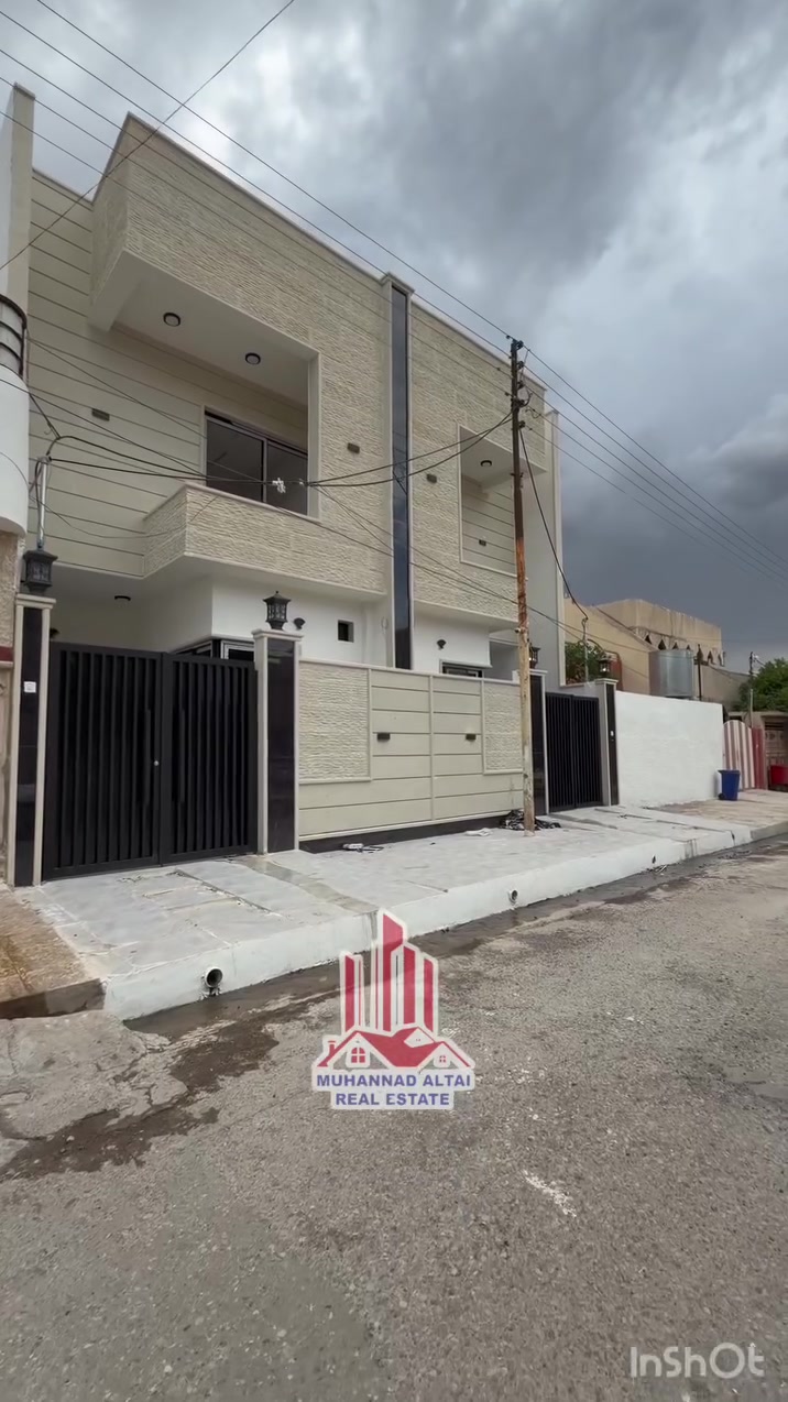 عقارات مهند الطائي 🏛🏛

بيت للبيع في حي الاخاء قرب الكنيسة  

🛑مساحة كل دار 100 متر  واجهة 5 متر 🛑

سند طابو ملك صرف 

تفاصيل البيت كل بيت : بناء فول حديث شغل مرتب درجه اولى 

طابق الاول : غرفة نوم وهول ومطبخ واستقبال وصحيات 

طابق الثاني : 3 غرف نوم  وصحيات 

اكتب تم ليصلك السعر 

🌖🌖مراجعة #مكتب_مهند_الطائي 🏛
موقع المكتب➿➿في الموصل / حي الوحدة  

التفاصيل الاتصال على الأرقام التالية :_
( *********** )كورك☎️📞
( *********** )اسيا ☎️📞
او ((الاتصال على واتساب برقم 
***********))
