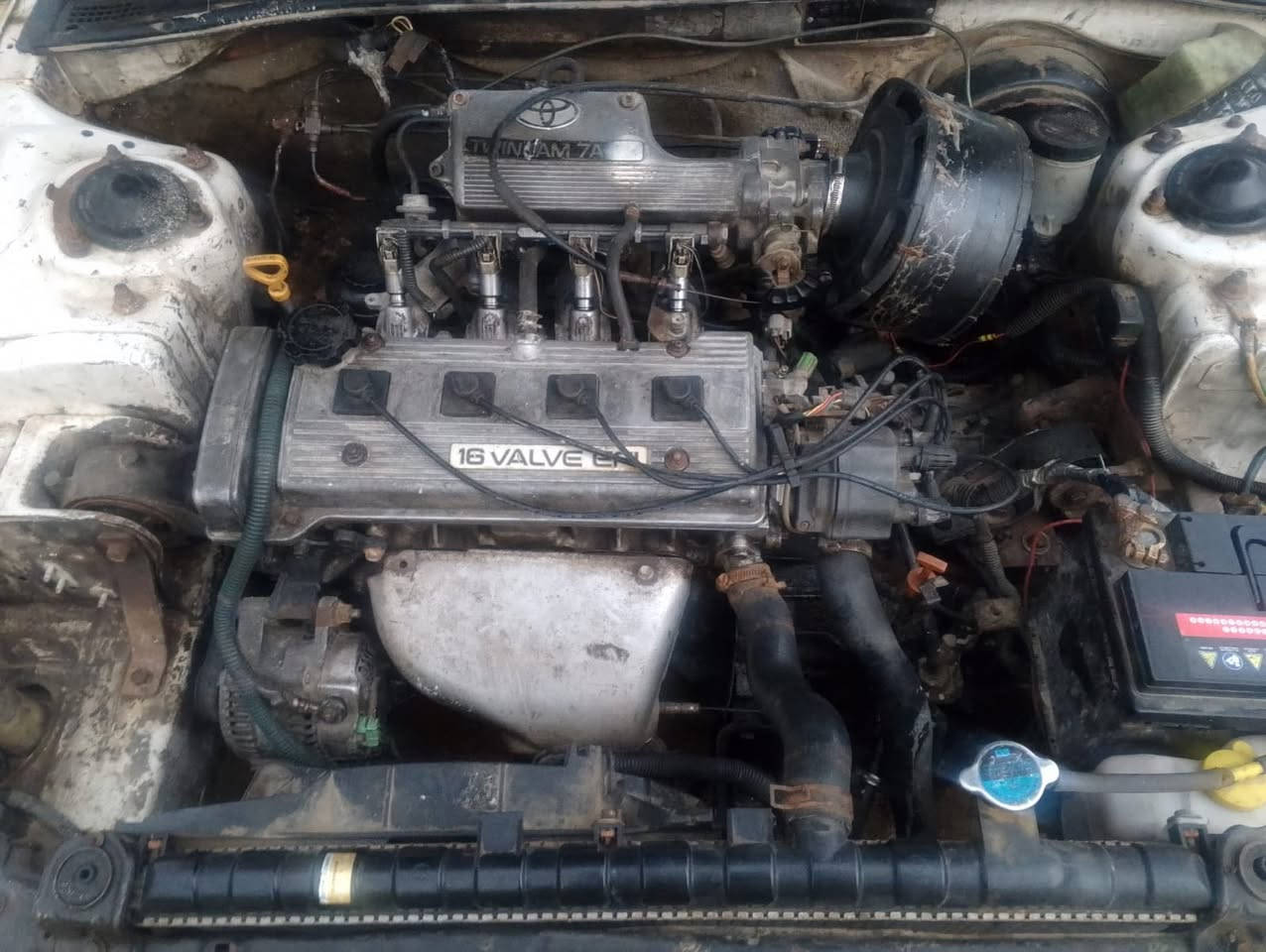 السلام عليكم سياره سوناته لبيع مكينه وكير كورلا شغاله ما اندل راعيها سعرها مليون***********
