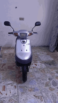 بطه مديل 2003للبيع دراجه بلاديه كلهه كهربايات شغاله نكره سلف  قفل جنطه...