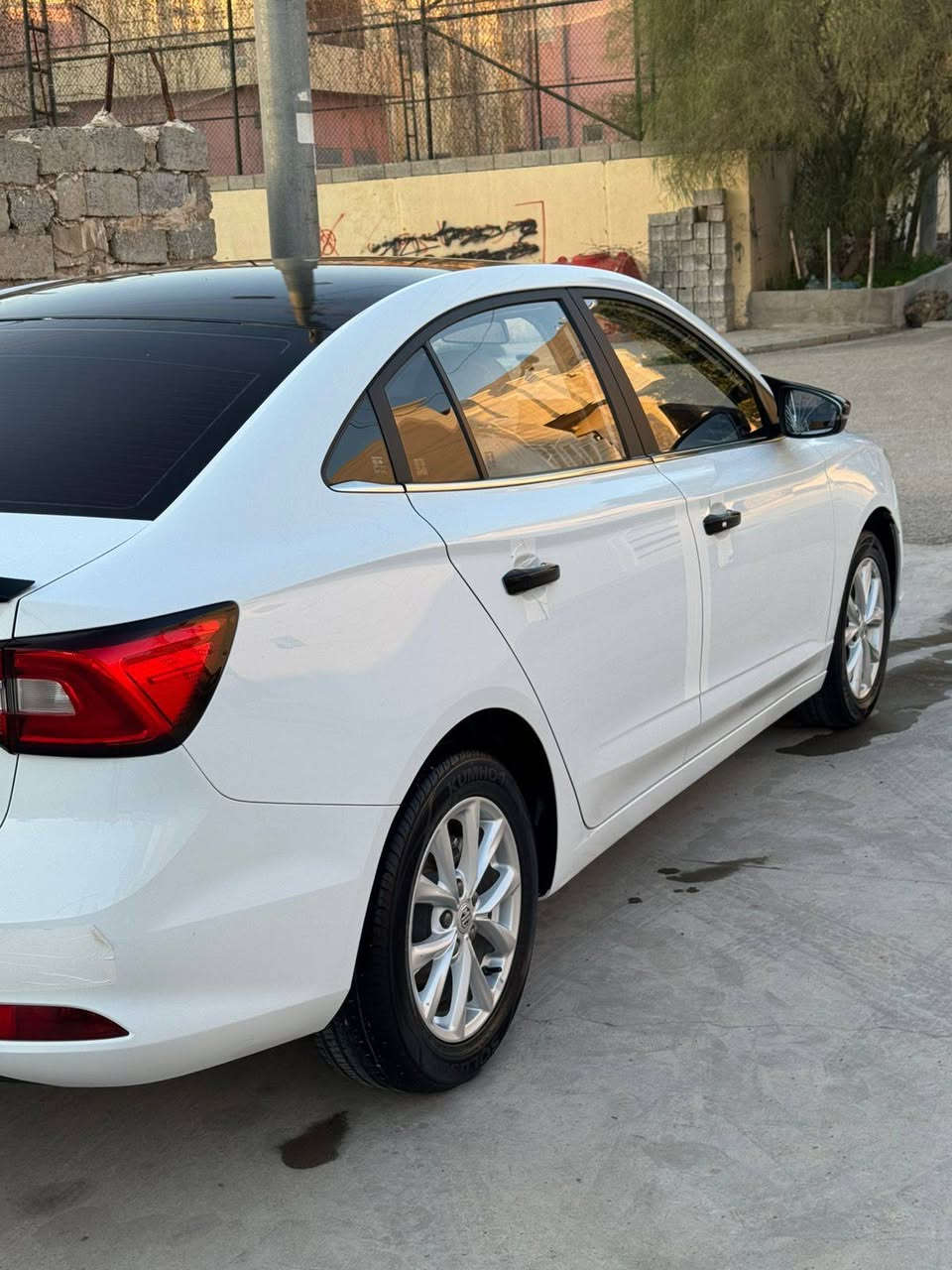 ئێمجی فایف بۆ فرۆشتن مۆدێل ۲۰٢٤ مواسەفات کۆمفۆرت بێ بۆیاخ بێ سارد تەنها یەک چاڵی هەیە لە دۆسەکەی كامل جوانكارى
٣٣هەزار ڕۆشتووە  تەحویل و غرامە بەشەرت هەموو شتێکی بەشەرت بةرمةجة كراوة هةمو بنزينيك ئةخوات سعری ١٠٣ ورةقة


**إذا كنت صاحب هذا الإعلان وتريد حذفه لأي سبب، رجاءا أرسل رسالة إلى الدعم الفني**