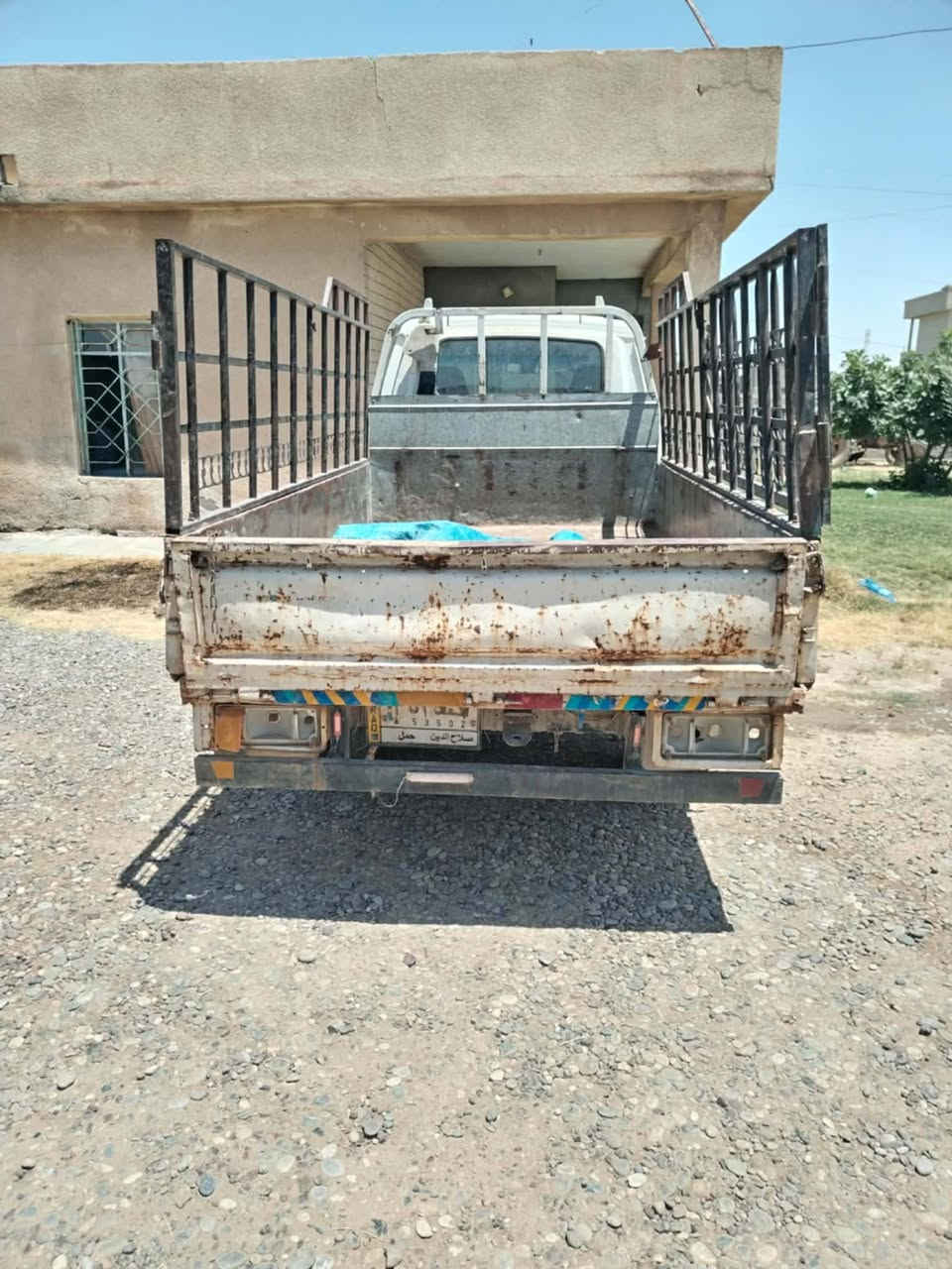 السلام عليكم مكلف بالنشر كيا بنگو موديل 1996 رقم صلاح الدين سنويه ايله 27 بيها حصه گاز بس متوقفه عايزها تحديث محرك وكير واكسل بشرط السعر(40)بيها مجال اتصل على الرقم ***********
