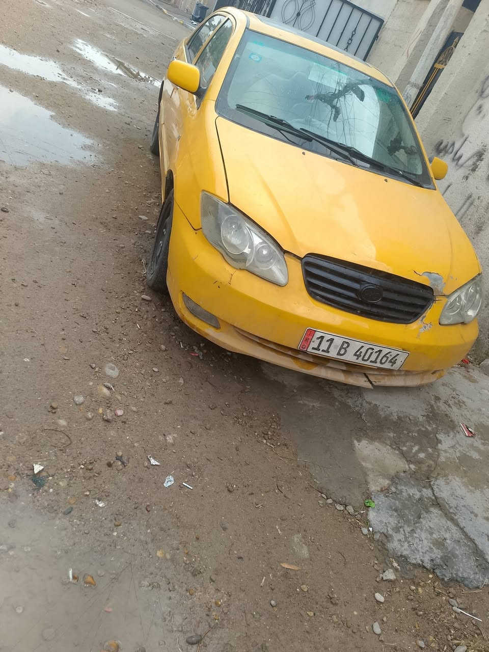 للبيع BYD. F3.  2011 مصفره هيئه وغرامات  رقم انگليزي سنويه لل28 بسمي. بيهه رصعه باب السايق ورصعه بجاملغ سياره مابيهه حادث تعمير هلالات تلگيط حداديه 85/100
تبريدهه ثلج كهربائيات كلهه شغاله وتمام محرك بي گازگيت وسابقا يصرف دهن السياره شغاله وتمشي بدايه گازگيت  سعر 38 مجال بسيط ***********
