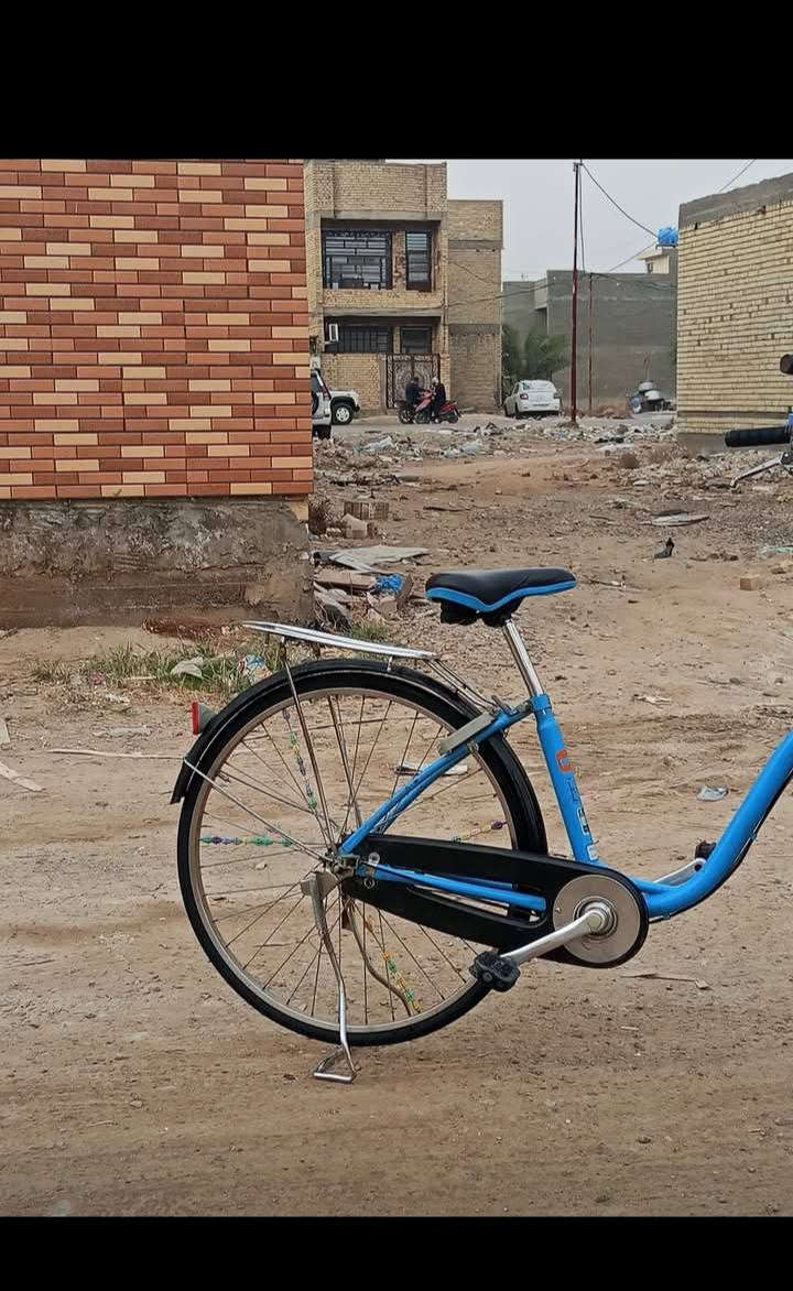 سلام عليكم ورحمة الله بايسكل بناتي بطة للبيع السعر 70وبي مجال للطيبين العنوان بغداد التاجيات شارع جاسم ماركت الاتصال على الرقم ***********
