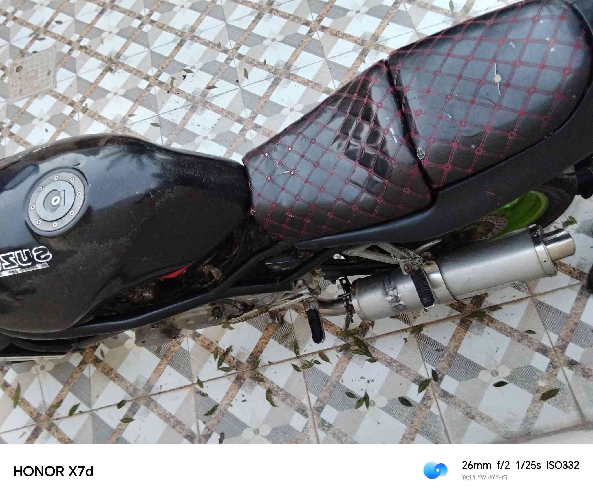 سلام عليكم شباب بانده رابع درجة خير من الله لا صوت ولا مفتوحة درجة مال جناي وصلتني حاوية اوراق منفيس وكمرك مدفوع سعر خاص ما متوجد فيس ***********تصال عنوان ديالئ
