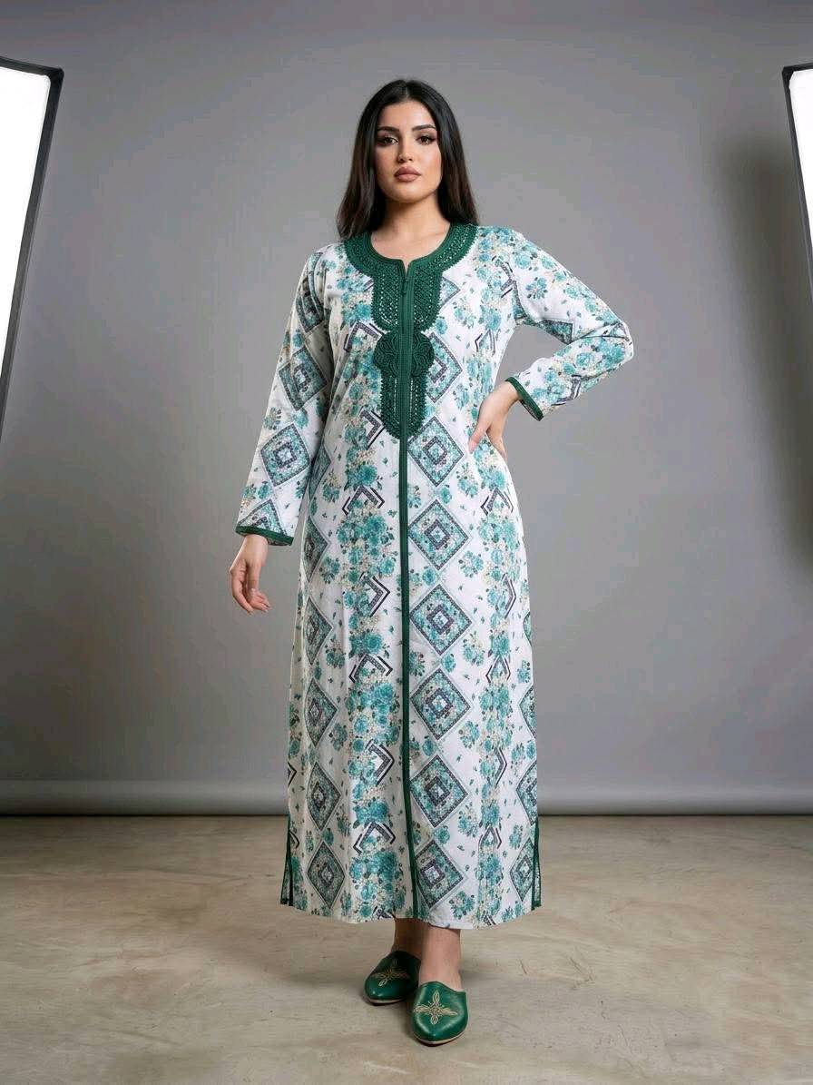 مخور اماراتي اصلي متوفر ب٣ الوان سعر القطعه ١٨٠٠٠ متوفر توصيل كل محافظات العراق ***********