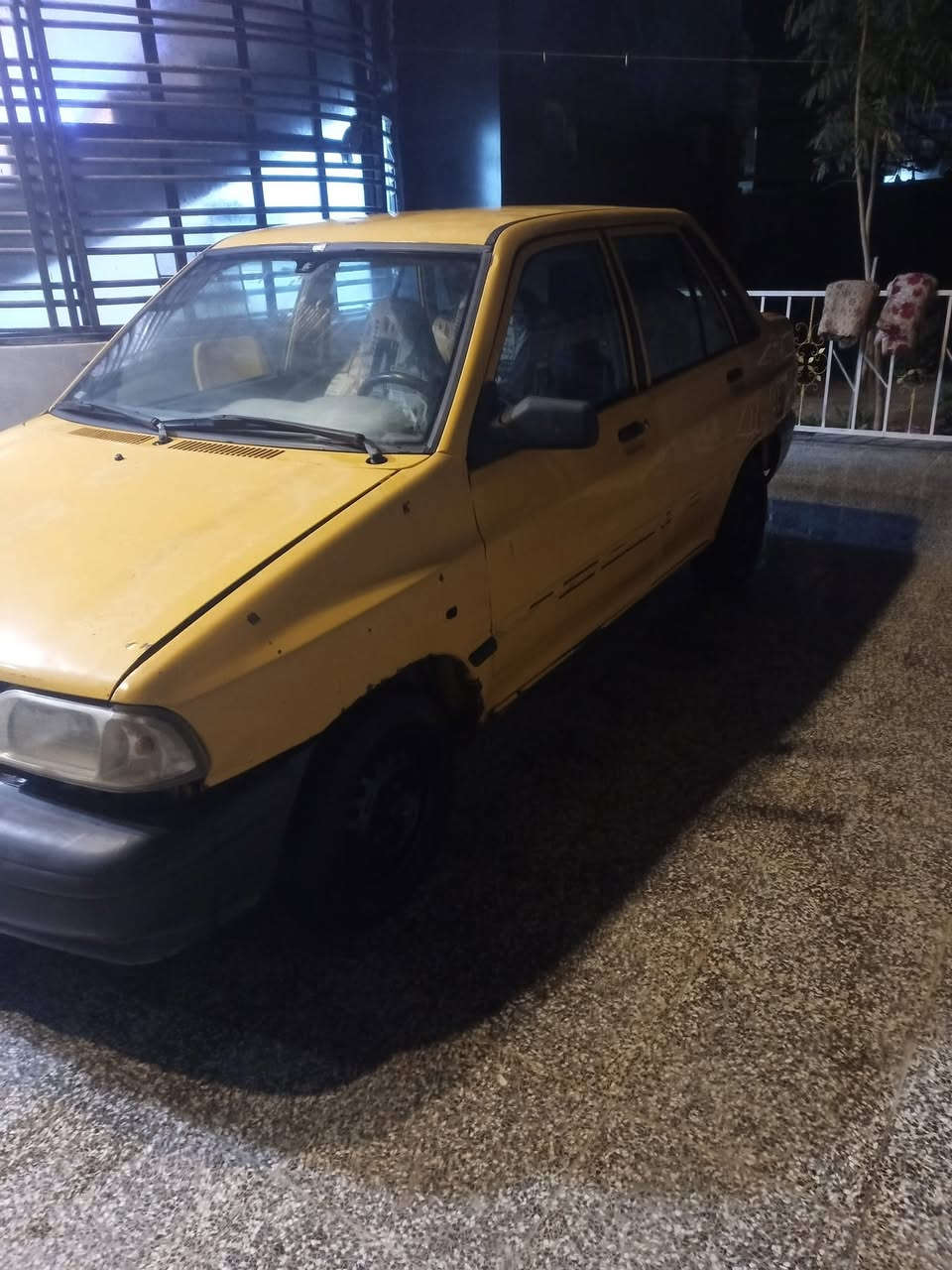 سلام عليكم موديل 13محرك شاده بالكارتون وماطالع بيها متر سياره خير من الله تبريد يشتغل سنويه ضايعه عدراعيها ومسوي بيها بلاغ معامله كامله غرامات ماعليها راعيها يمي عارضها 20بيها مجال ***********
