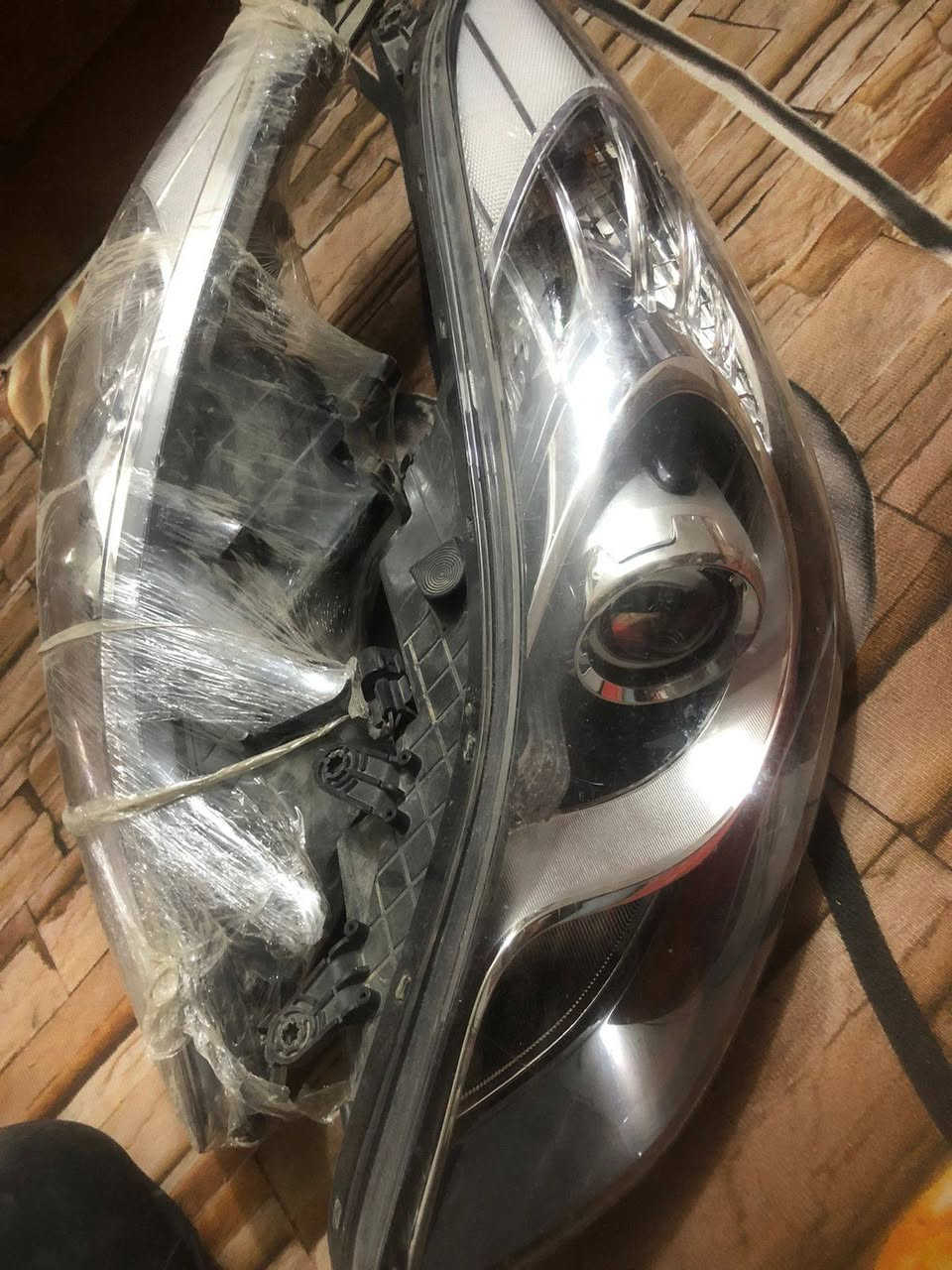 لايتات النترا أمريكي مدري خليجي بس هو جان مشدود على 11 امريكي الاصلي تفصيخ ابو العدسه ب300 الزوج وبيهن مجال قليل كلهن كاملات كبل جيب وشد حتى كلوب زنون شمسي بيهن اي استفسار *********** المكان ناصريه ناحيه الفظليه
