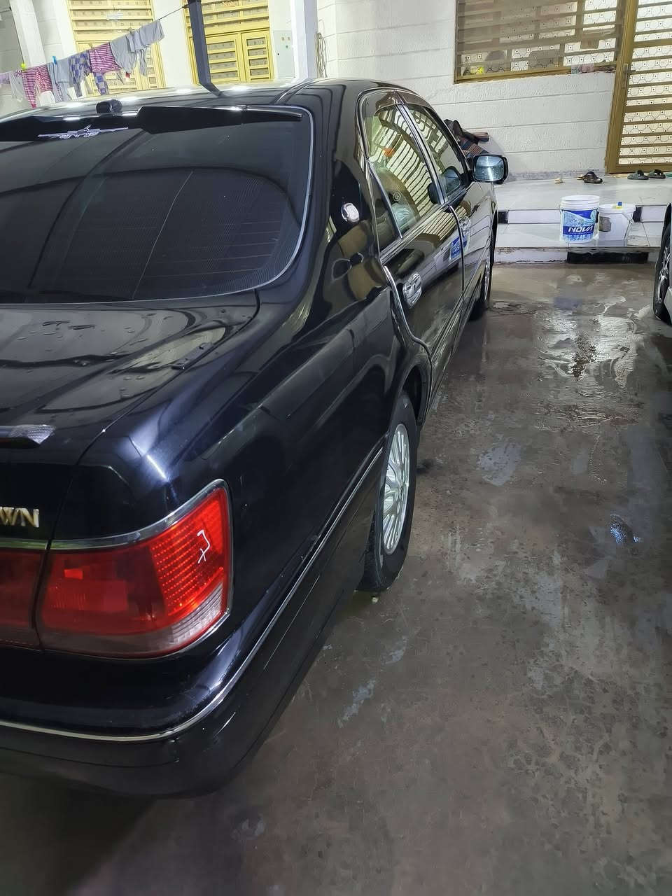 للبيع ملكه 2003بسمي تحويل ثاني يوم
السياره دكمتين ديفور الصغير 
تخم تاير حداديه مكينه كير ع الفحص 
رقم بصره انكليزي
السياره جاهزه من كلشي
مكان بصره خور الزبير
السعر100 بيها مجال الشراي
علما انه مكلف بالنشر اتصل ع رقم راعيها***********
