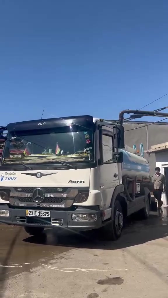 ئەتیکۆ 2007 شتی پاک و نمونە 450 هەزار ڕۆشتووە 818 
گێڕ و مەکینە و شانسی بەشەرت قەترە بۆیاخی نیە یەک دینار مەسروفی تیا نیە مواسەفات هاف و تەبریتە بۆ سعری ***********
