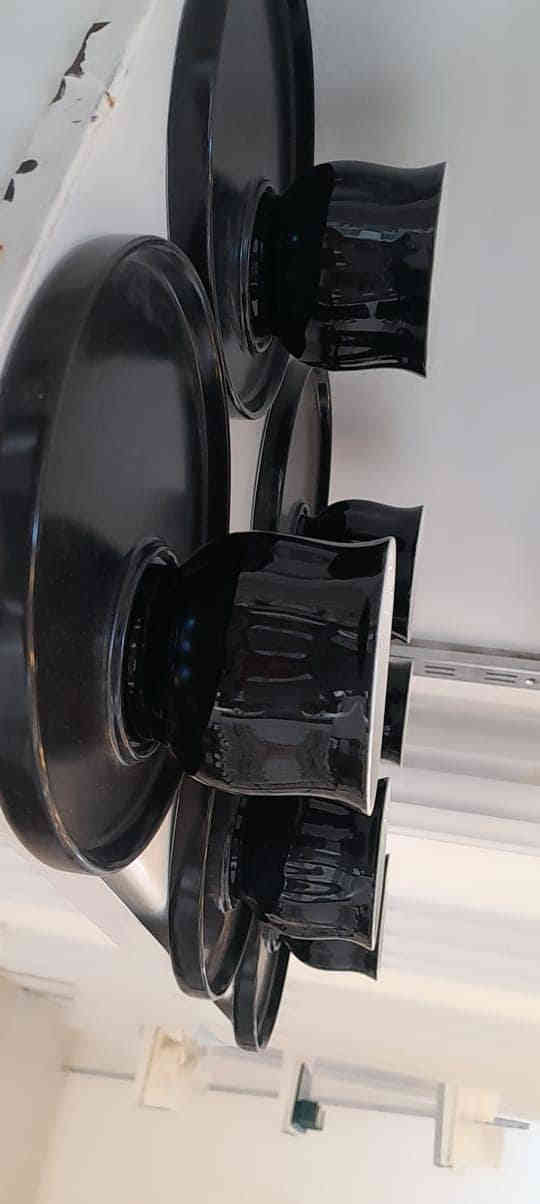 فناجين او كوابة خاص لضيوف دزاين حديثة السيت متكون من ٦قطع سعر السيت ١٣ ألف. محل البركه للفرفوري سامراء دوانم المعمل شارع المكاتب قرب جامع الحمزة مقابل ماركت مروان يوجد توصيل داخل سامراء ٢٠٠٠ وخارج سامراء ٥٠٠٠ رقم الهاتف ***********
