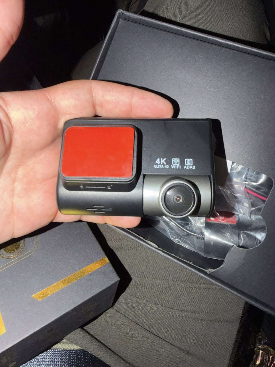 Dash cam 4k800 pro + للبيع اشتريتها او مرهمت على سيارتي
Byd 

سعرها ١١٥


**إذا كنت صاحب هذا الإعلان وتريد حذفه لأي سبب، رجاءا أرسل رسالة إلى الدعم الفني**