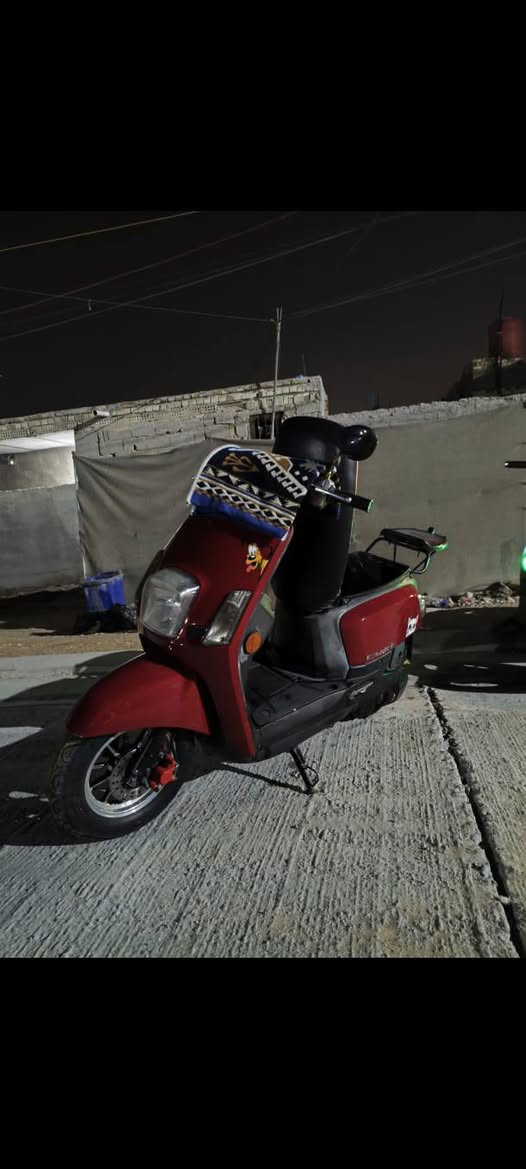 دراجه ماكس بوليس مسطره نوزل
2011 ماناقصها شي
كفرات ختم واحد  ما مبدل بيها اي شي  محرك نضيف  مكفول من الفتح كلجات نضيفه  كهربائيات كلها شغاله  السعر مليون او 50 افحص او اقتنع ع راحتك كربلاء الهندية  ***********
