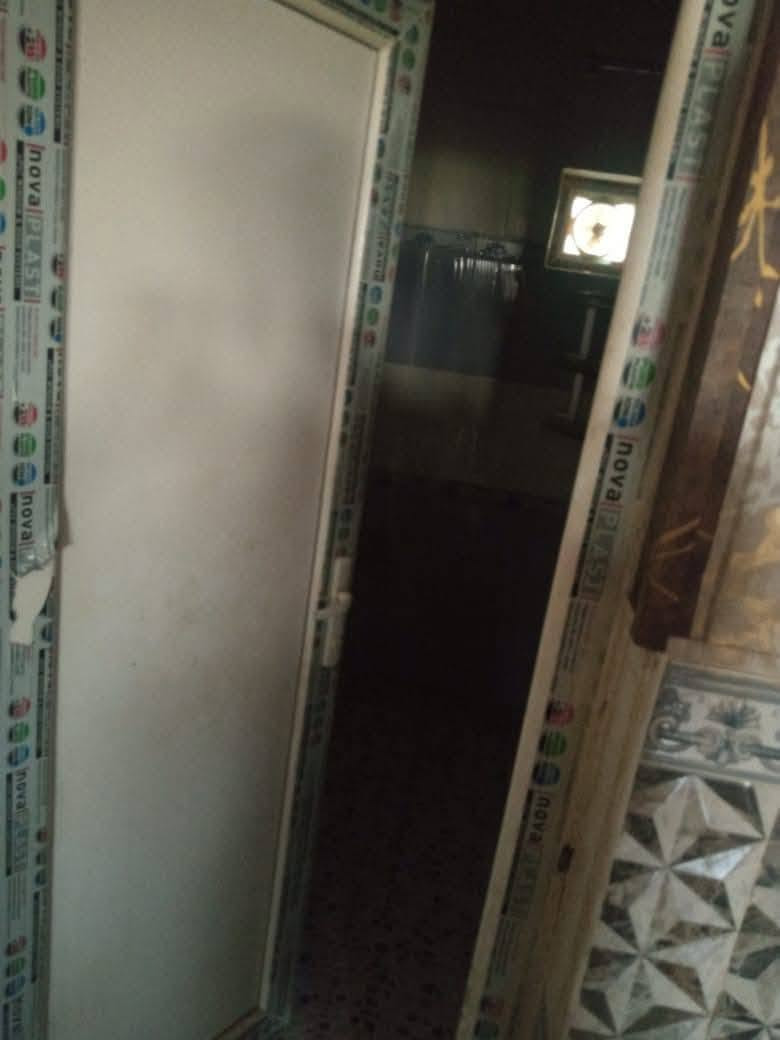 بيت للايجار على طريق جديدة قرب اسواق السجاد الاستفسار الاتصال على رقم ***********

