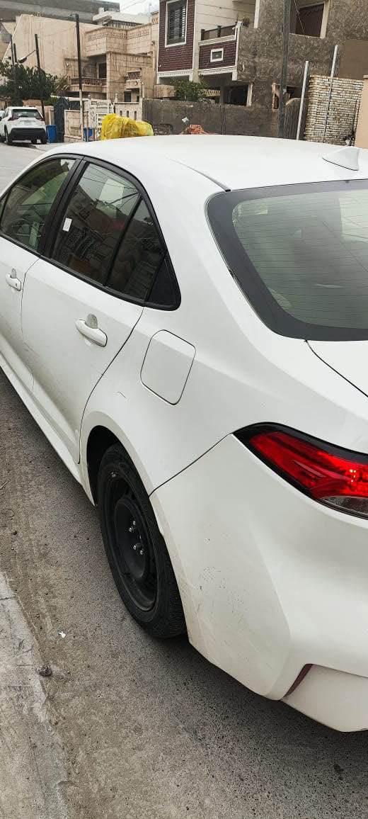 السلام عليكم 
 كورلا  2023 LE للبيع فقط
مكينة 1800 بانزين هايبرد ماشية 46 الف  
السياره جديده بمعنى الكلمه 
حادثها  الجاملغ 0باب خلفي راجع بارد 
ايرباك سليمة كلها لان ضربت جدا خفيفة 
صور الحادث مرفقة بالمنشور 
رادار امامي ‼️
تحديد مسار +سياقه ذاتيه 
مانع تصادم🚳 توقف ذاتي عند الاقتراب 🚶🏻‍♂️لدات اماميه LED
لايت زينون بلادي عالي ناصي
خرائط Gps📌كامره خلفيه 📷
تبريد لمس بيانو نطام🍃eco
هاند بريك بصمه كهرباء ⚡️
اوتو هولد ⭕️مانع انزلاق ⛔️
فول تحكمات ستيرن كروز مثبت سرعه
شاشة ظبط واعطال بل دشبول
منافذ USP/ 12V ⚡️
حساس اطارات 4 دسك
***********0علي 
مكاني اعظمية
سيارة بدون صبغ 
صور حادثها موجودة ايضا
السعر 160 ورقه وبيهه مجال بغداد, العراق
