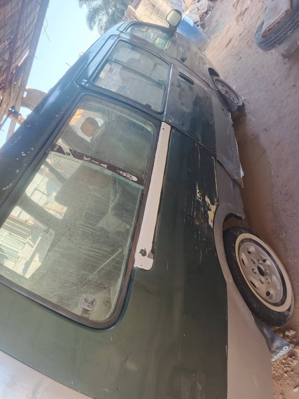 سلام عليكم لبيع موديل 96اصل بدون راعي مكينه جديده 3000كير اكسل مكفولات شواصي جدد تخم تاير جديد سعر 15وبيه مجال مكان سياره بصره شط العرب الصالحيه رقم الهاتف ***********

