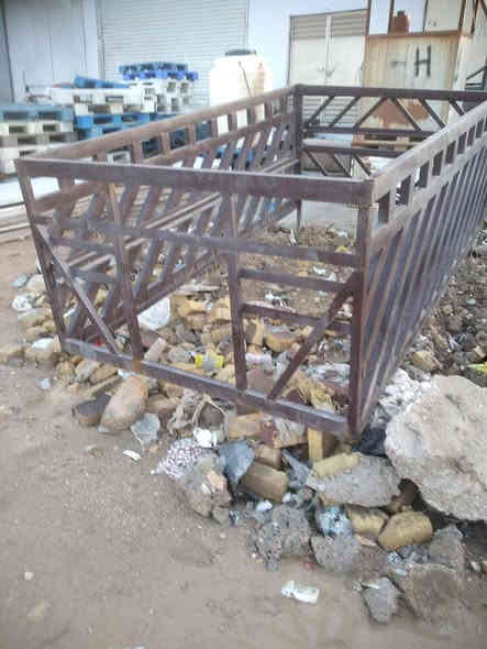 محجر فحل درجه اولى طبقتين لبيع السعر 300 الف المكان حله نادر *********** /***********
