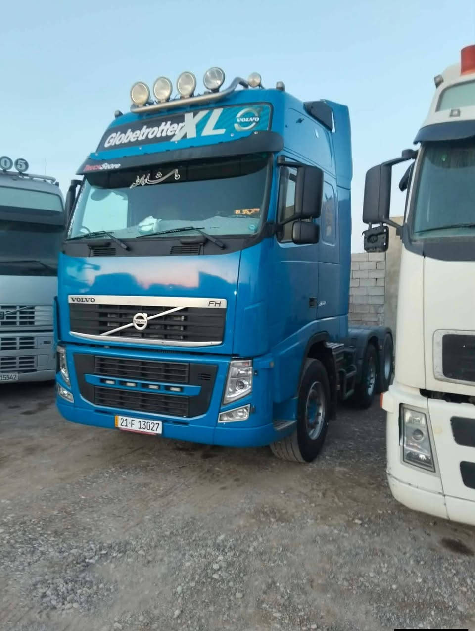 السلام عليكم فالفو للبيع موديل 2009
كير اوتوماتيك ريتايدر ثلاجه محرك لا صرف ولا بخار شاصي لا كسر ولا فطر  سنويه مربوطه براد ما موجود سنويه لل 29 تخم تاير جديد
سعر 230 وبيها مجال مكان كركوك 

***********
