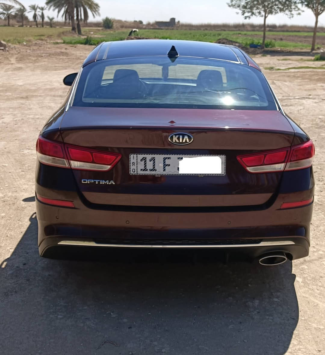 السلام عليكم اوبتيما 2019  مواصفات S 
للبيع حادثه بارد بالباب والجاملغ السايق  بدون صبغ بدون تبديل شاصي ولغد كفاله كير مكينه  عله وضع الشركه ممدود صبانه عليهن  السياره عله ايدي ومال بيت  السعر 140 وبيه مجال حك الجيه *********** الشراي يتصل
