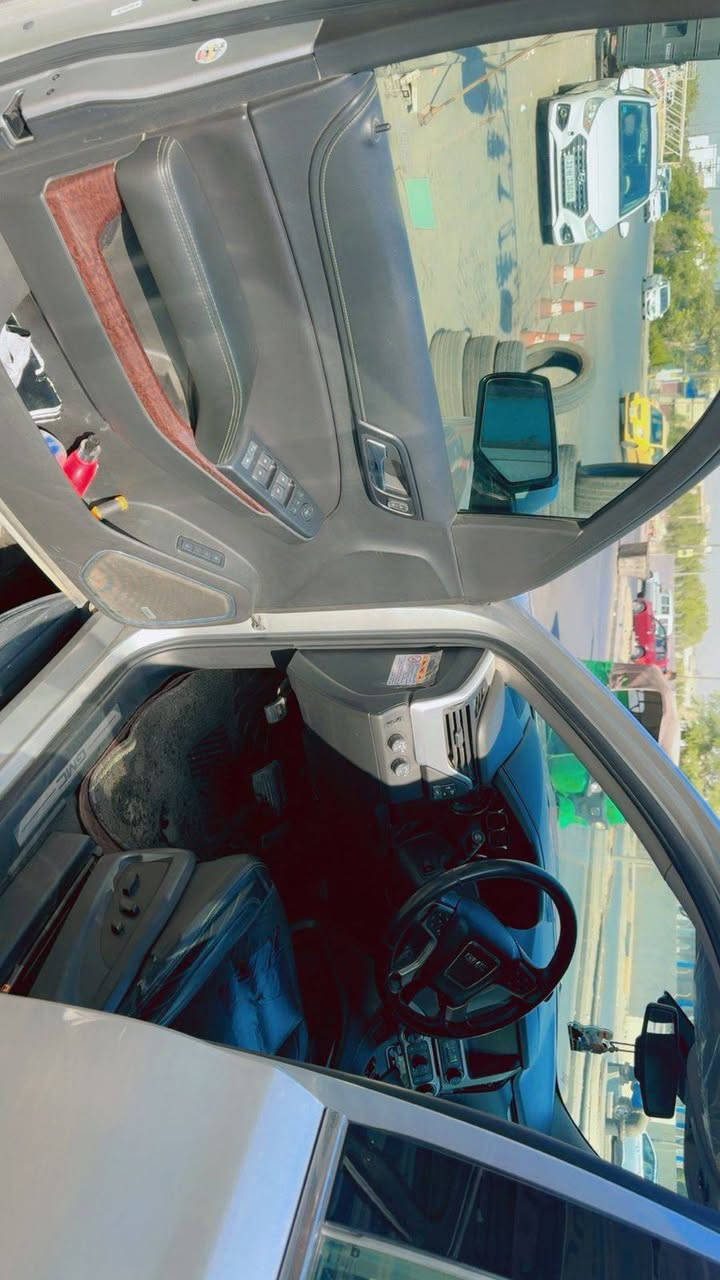 2019مًوديل
فول مواصفات
كراسي كهرباء 
Slt
كراسي كهرباء
ندفع البريد بالكراسي
كراسي جلد

مكينه 5300
كير مكينه وصدر كفاله
ماشيه 58الف 
كراسي منفصل
حادثها البنيد والجاملغ الامامي اليسره   والباب الصندوك مبدلات نفس للون
مكاني بغداد ***********
