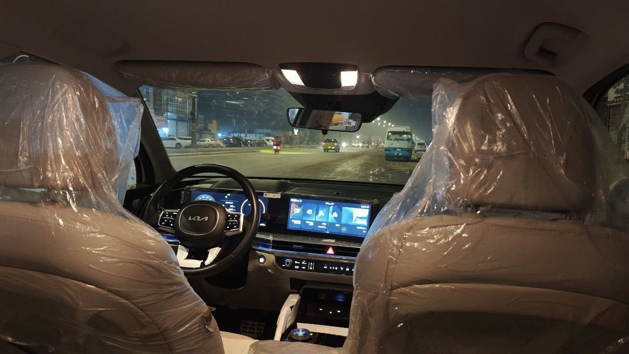 سلام عليكم سورنتو 2025 فول مواصفات 
ماشيه 2000
السعر ثلاث شدات و17 ورقه 
الاتصال على الرقم ***********
