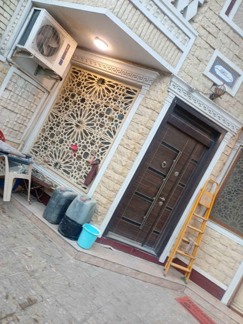 بيت للبيع مساحة ١٢٥ الدوره شارع الزيتون طابو صرف بناء حديث
للاستفسار *********** ☎️
