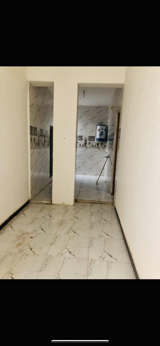 شقه جديده للايجار طابق ثاني مكونه من حولي وغرفتين ومطبخ وحمام الموقع الجريخي مقابل حسينيه اسد الله الغالب للاستفسار ***********
