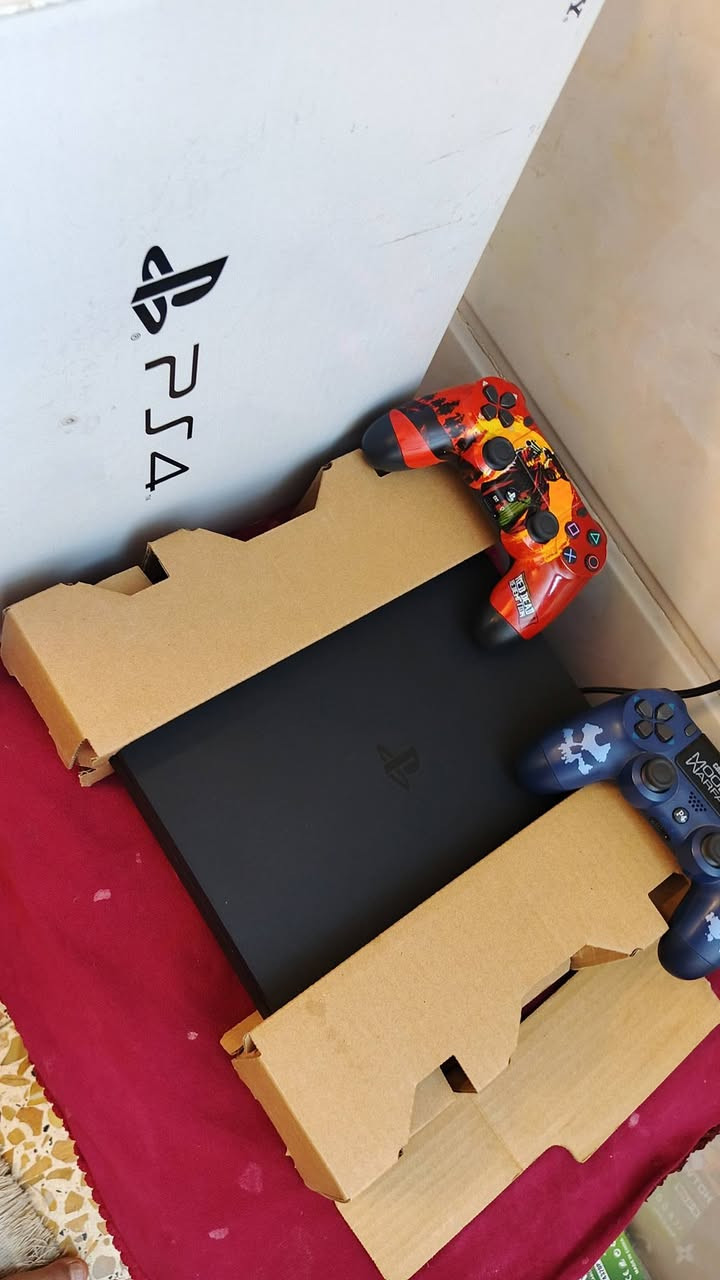 السلام عليكم شباب هذا عندي بلي 4 للبيع أسلم اون لاين يصير تنزل بي الاعاب اخوان البلي جديد استعمال قليل بي بيس 2025 تعليق عربي وبي لعبه سياراتت
وجستكات 2 وشرط يجي وياء كارتونه 
البلي نضيف بشوفت عينك اسخدام شخصي الجهاز لوك ما مفتوح وكل هذا 225 تعال خاص وتدلل مكاني


**إذا كنت صاحب هذا الإعلان وتريد حذفه لأي سبب، رجاءا أرسل رسالة إلى الدعم الفني**