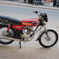 دراجة نارية • موديل ٢٥ • أوراق كاملة