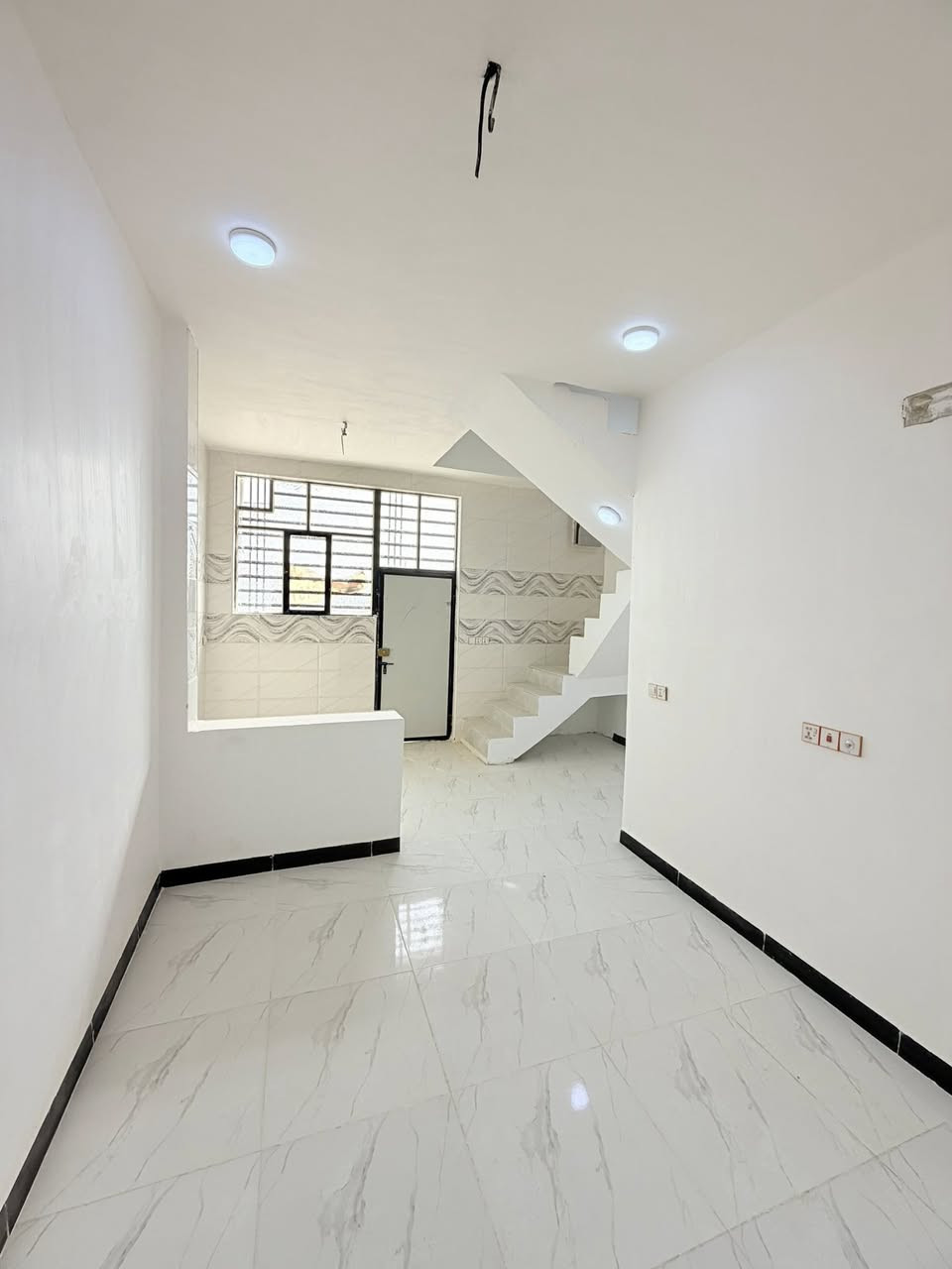 للايجار مساحة ٥٠ م  ملحق حي ميسان // يم الكرعاوي
جديد وغير مسكون // شارع الزوار

***********

*********** وتساب
