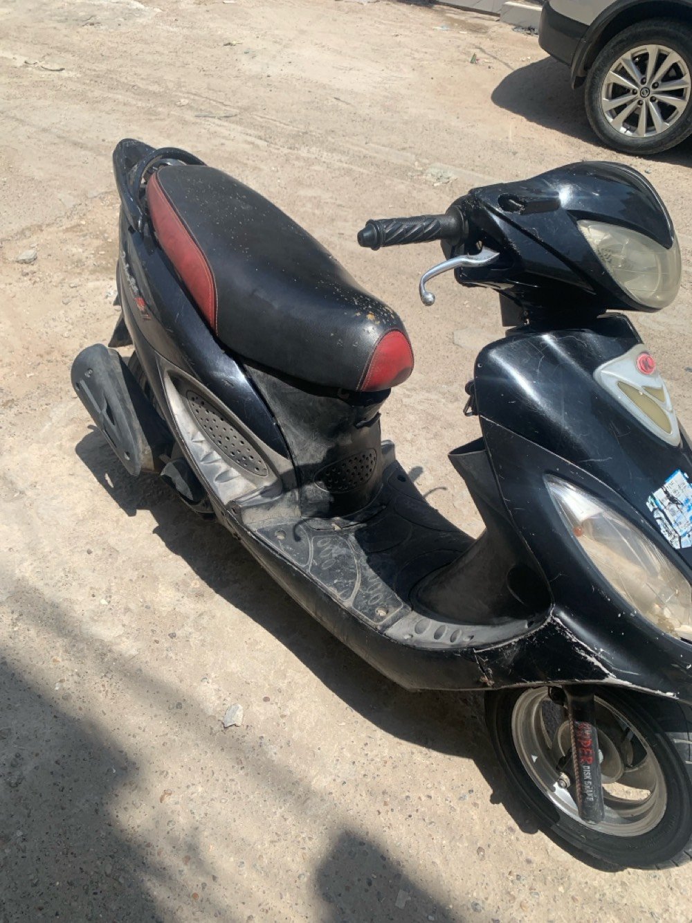 دراجة كامكو v2للبيع ب250 شغالة نكرة سلف كهرباءيات شغالة بكل وقت لتواصل ***********