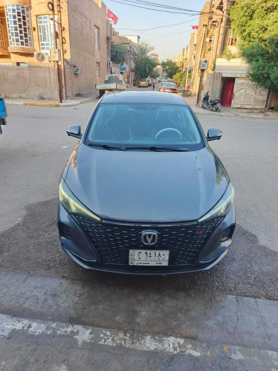 شانجان ايدو ابلاص موديل ٢٠٢٢ محرك ١٤٠٠تيربو ماشيه ١٩٠ سياره جاهزه وكل نقص مابيه اني ابيعلك بيه احزام بس دواخل وشاصي ولغد سليمات اني من اكلك احزام حته لتجي اتكلي موانته كلتلي هيجي وهيجي بس سياره مابيه احزام تمام عليه غرامات مروريه  ٤ملاين يعني ابيع صافي ٨ملاين و٤٠٠الف  وغرامات انته تدفعهن  مكان السياره الدوره مجاور كليه دجله او كراده جادريه ***********
