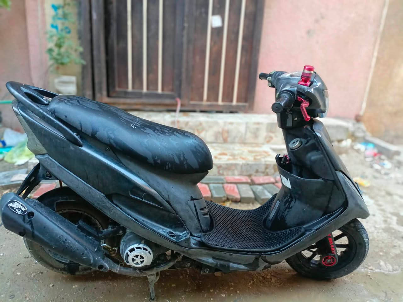 سلام عليكم 
ماكس عدله للبيع دراجه نضيفه كهربائيات شغاله سلف شلعه السعر 650وبيها مجال المكان كربلا شارع ابو طالب ***********
