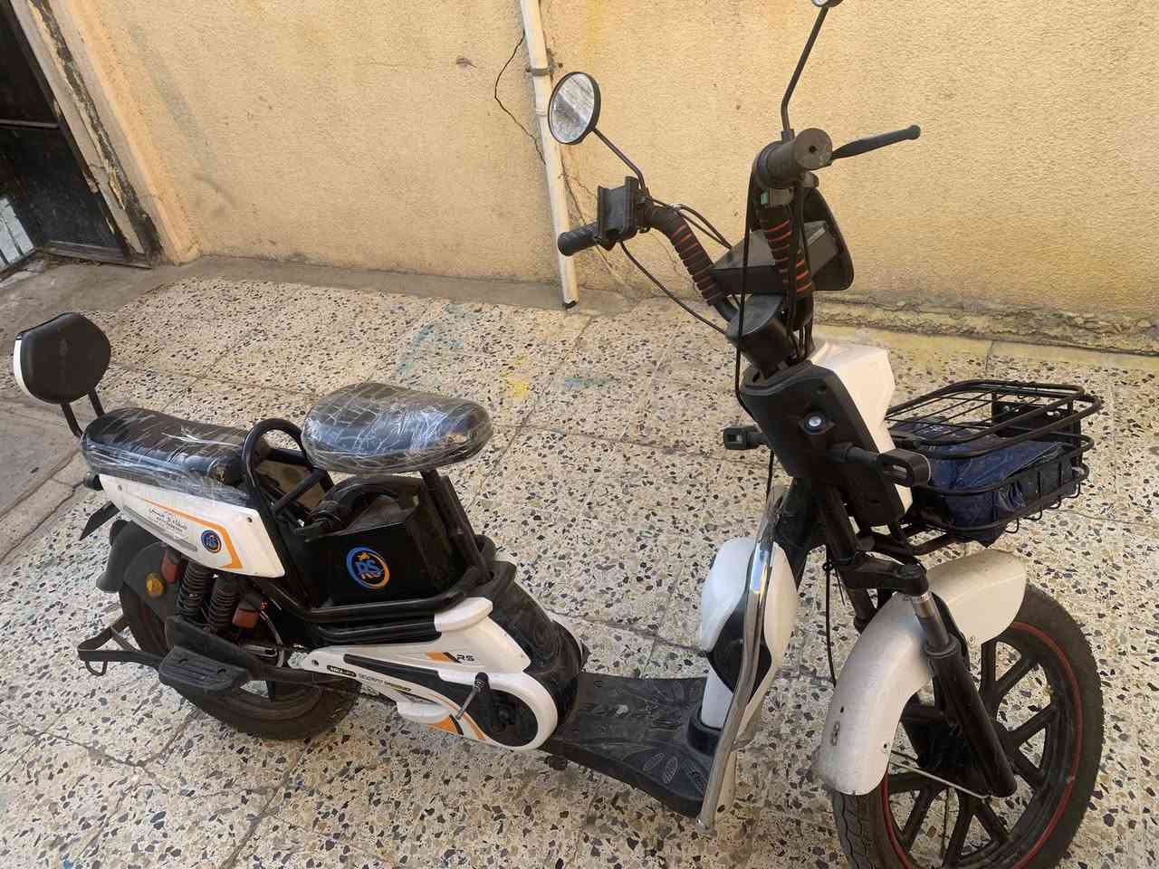 مطور لبيع السعر 400
الاستفسارات على الرقم 
***********
