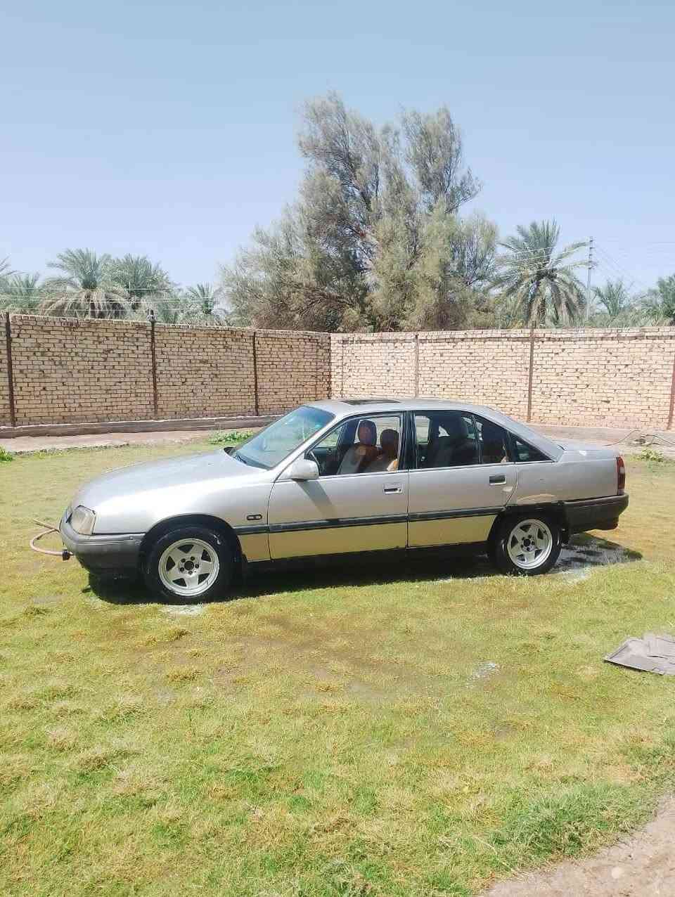 أوبل اوميكا رقم قادسيه انكليزي تحويل مباشر 
كير ومكينه مكفولات 
حداديه 100/70
كشر بلادي بدون خياس بيه مكانات جراد فقط 
سنويه لحد27     داخل حلو 
 الكهربائات كله شغاله 
السعر 23 وبيه مجال قليل كلش 

***********.  مكاني بابل. بيع مستعجل
