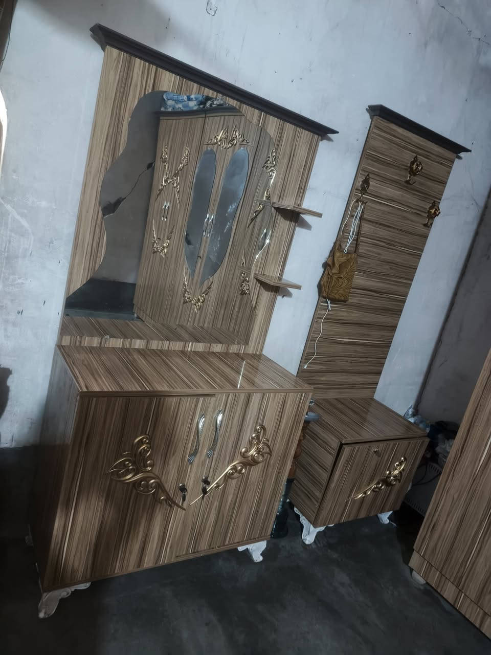 غرفه تركي للبيع مستخدمه شي غليل القرفه جديده سعر 850 وبيه مجال للطيبين لتواصل عل هاذا *********** #ادمن وافق

