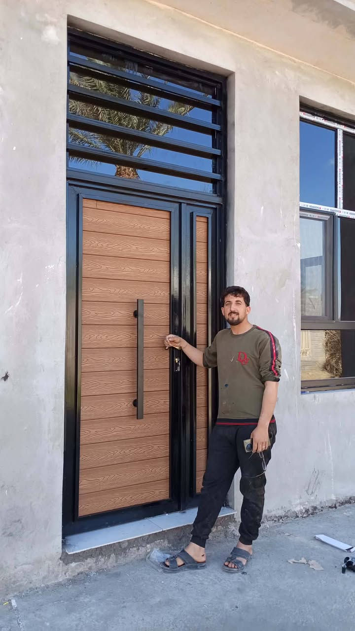 يا الله 
اللهم صلى على محمد وال محمد 
تم عمل ابواب حديد بديل خشب ثقيل وشبابيك pvc اسود ...
لبيت اخي وحبيبي وزميلي Ahmed Alenzi 

بالخير والبركه حبيبي 💙💙

المواصفات:
🔹 مقطع تركي درجة أولى 🇹🇷
🔸عازل للصوت ويمنع دخول الأتربة 🌬️
🔹 مسلح حديد مغلون بالكامل 💪 
🔹 تفصيل حسب القياس المطلوب 📏
🔸 يشمل القياس والنقل والتركيب 🚛

📞 للاستفسار 
سيف حامد 
***********
***********
